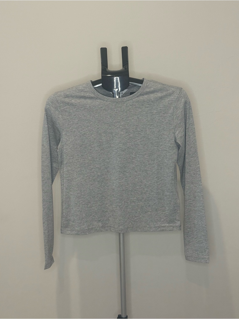 NWT Athleta Essential Top Gray Long Sleeve Supima Cotton Stretch Tee XXS - Picture 2 of 7